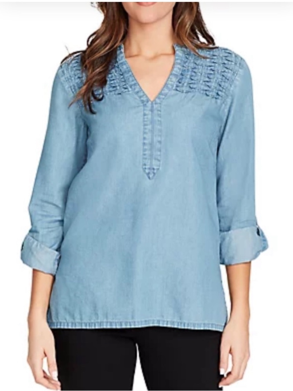 Bandolino Chambray Light Blue Tunic with Smocked Studded Yoke Size M